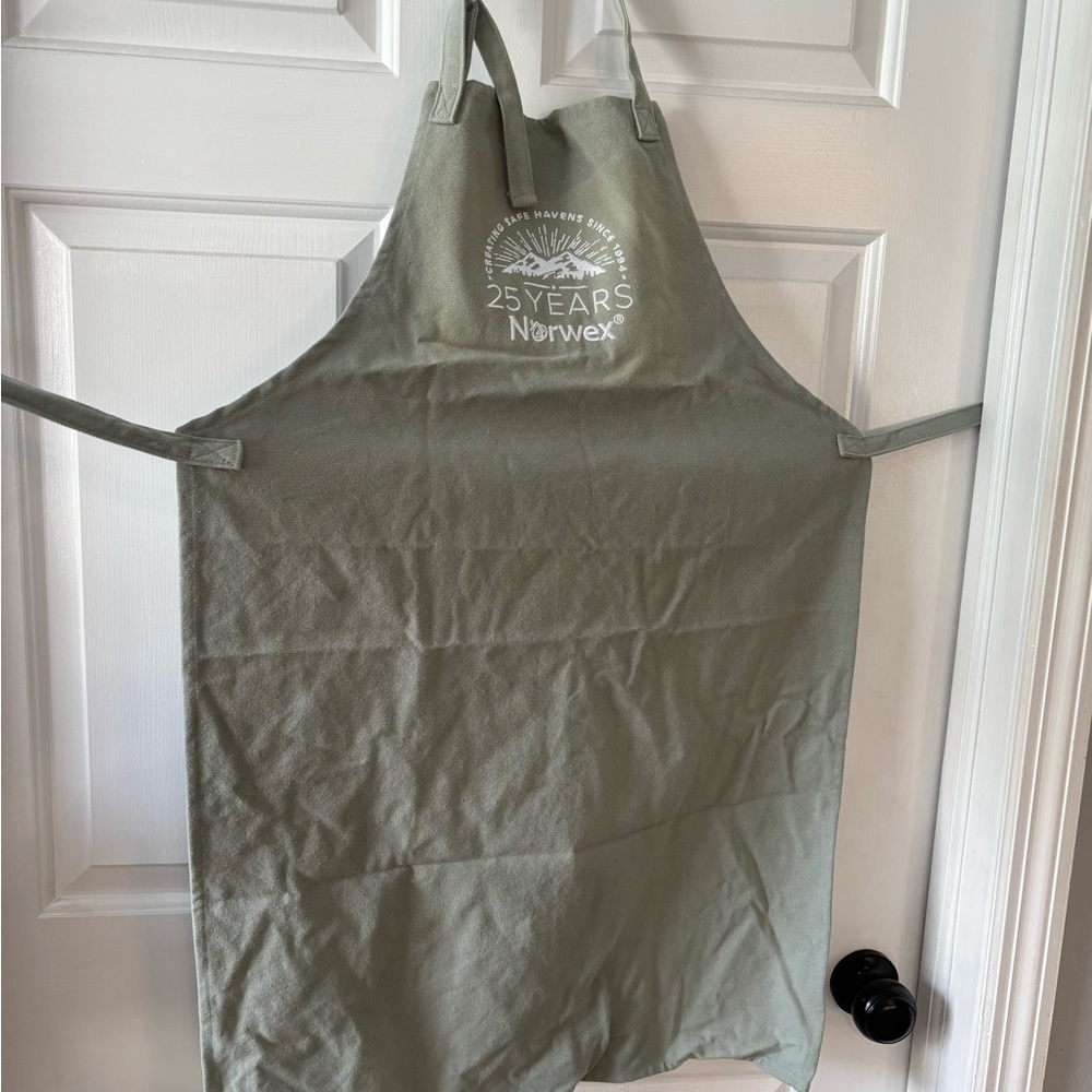 Norwex 25th Anniversary Gray Consultant Apron